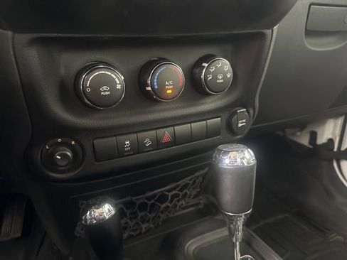 Used 2016 Jeep Wrangler Unlimited Sport w/ Quick Order Package 24S AWD/4WD image 12