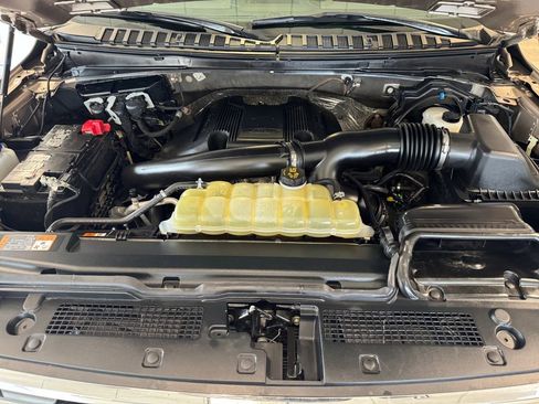 Used 2020 Ford Expedition Max XLT w/ Equipment Group 202A image 20