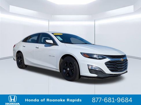 Used 2023 Chevrolet Malibu LS w/ Driver Confidence Package image 1