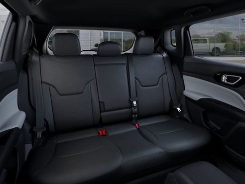 New 2026 Jeep Compass Limited w/ Mopar All Weather Package image 15