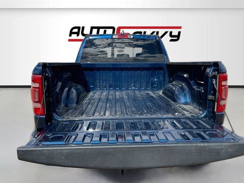 Used 2020 RAM 1500 Laramie AWD/4WD image 25