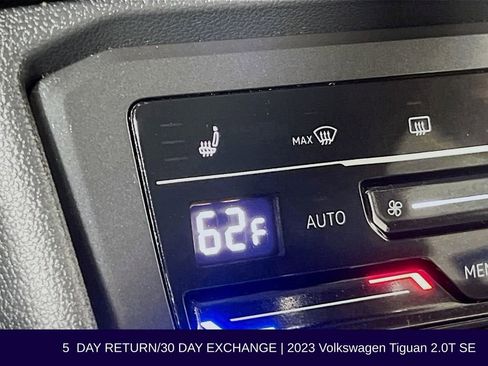 Used 2023 Volkswagen Tiguan SE AWD/4WD image 24