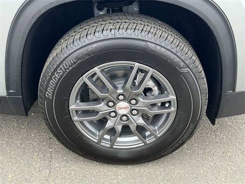 New 2025 GMC Acadia Elevation image 26