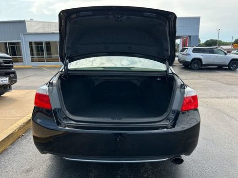 Used 2015 Honda Accord LX image 9