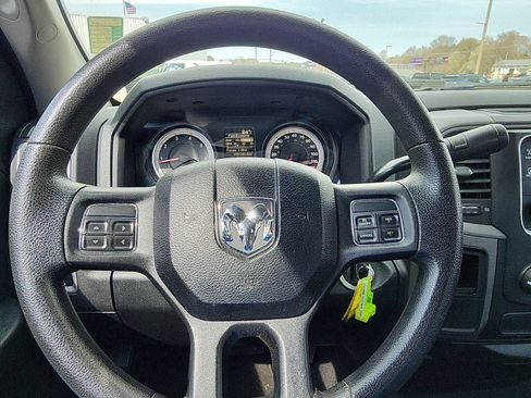 Used 2015 RAM 1500 Express image 12