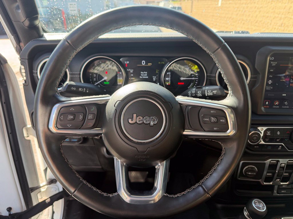 Used 2023 Jeep Wrangler Unlimited Sahara w/ Cold Weather Group AWD/4WD image 23
