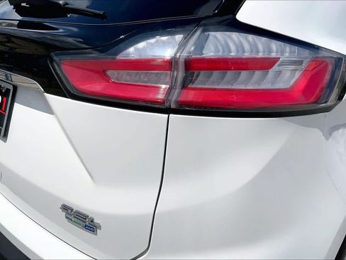 Used 2020 Ford Edge SEL w/ Convenience Package AWD/4WD image 30