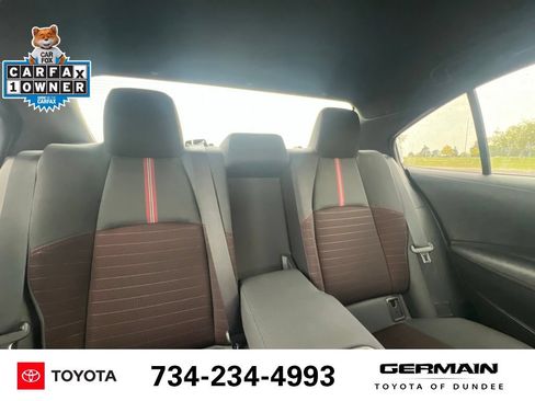 Used 2023 Toyota Corolla SE w/ Carpet Mat Package (TMS) FWD image 27