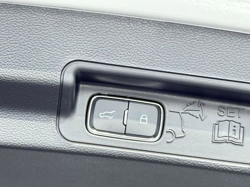 New 2026 Ford Explorer Active w/ Active Comfort Package image 5