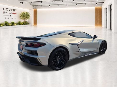 Used 2023 Chevrolet Corvette Z06 w/ Engine Appearance Package RWD image 13