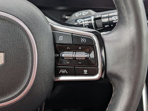 Used 2024 Kia Carnival SX Prestige FWD image 30