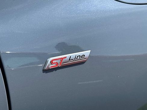 Used 2025 Ford Escape ST-Line FWD image 9