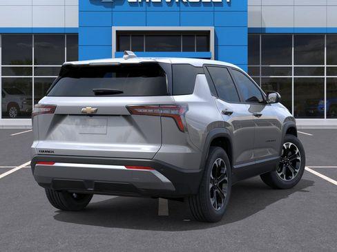 New 2026 Chevrolet Equinox LT FWD image 4