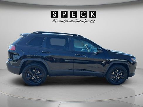 Used 2021 Jeep Cherokee Latitude Plus AWD/4WD image 6
