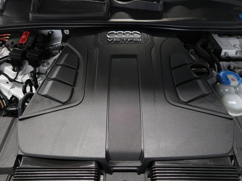 Used 2017 Audi Q7 3.0T Premium AWD/4WD image 48