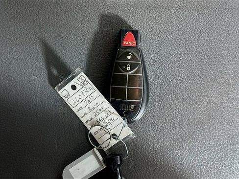 Used 2017 RAM 2500 Tradesman w/ Chrome Appearance Group image 35