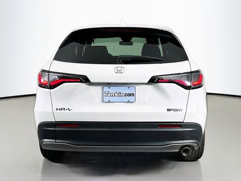 Used 2023 Honda HR-V Sport image 7