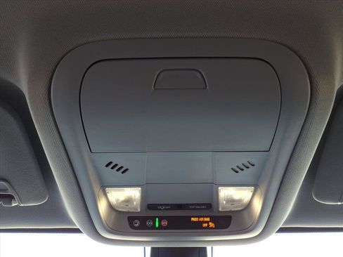 Used 2023 GMC Acadia SLE w/ LPO, Floor Liner Package image 21