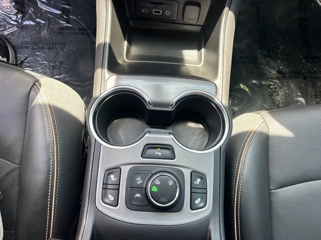 Used 2023 GMC Terrain AT4 w/ Tech Package AWD/4WD image 20