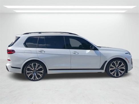 New 2026 BMW X7 M60i image 3