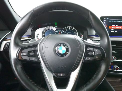 Used 2019 BMW 530i xDrive w/ Convenience Package AWD/4WD image 12