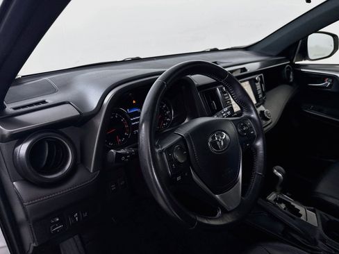 Used 2016 Toyota RAV4 SE w/ Advanced Technology Package AWD/4WD image 9