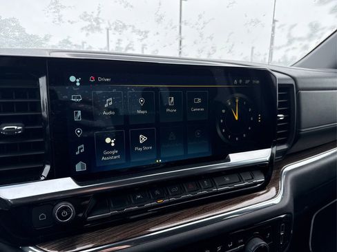 Used 2023 Chevrolet Silverado 1500 LT image 13