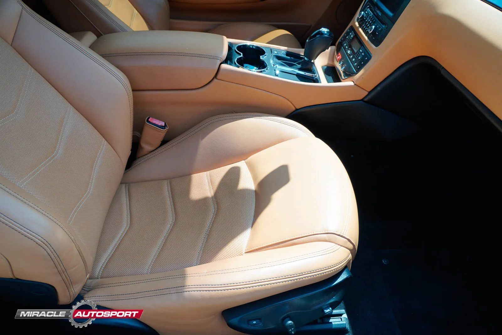 Used 2017 Maserati GranTurismo Sport RWD image 28