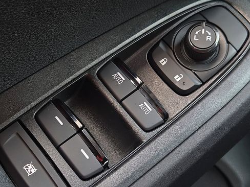 New 2026 Subaru Crosstrek 2.0i Premium image 18