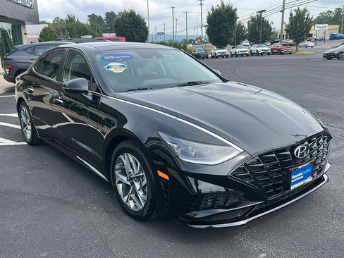 Certified 2023 Hyundai Sonata SEL w/ Convenience Package FWD image 10