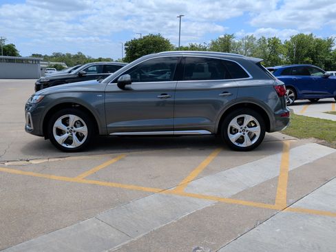 Certified 2023 Audi Q5 2.0T Premium Plus w/ Premium Plus Package AWD/4WD image 7