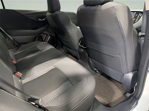 Used 2023 Subaru Outback Premium image 32