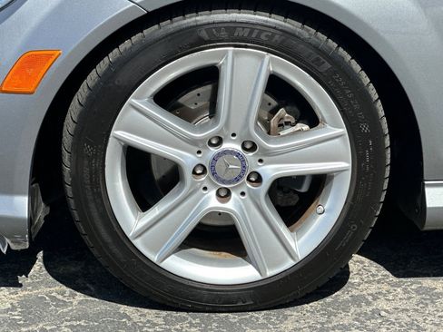 Used 2010 Mercedes-Benz C 300 Sport image 33