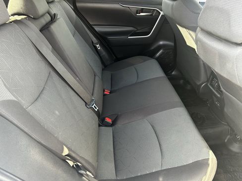 Used 2023 Toyota RAV4 AWD Hybrid image 12