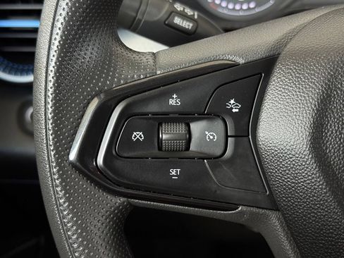 Used 2024 Chevrolet Trax LS w/ LS Convenience Package FWD image 26