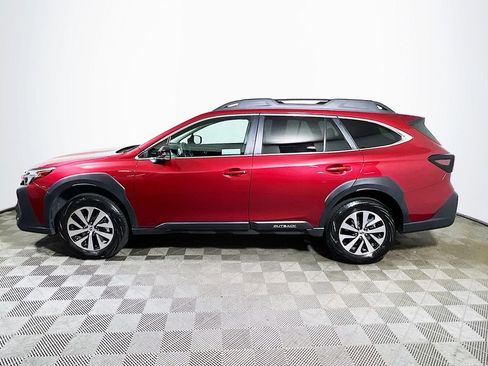 Used 2025 Subaru Outback Premium AWD/4WD image 4