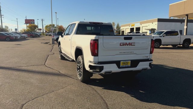 Used 2025 GMC Sierra 1500 AT4 w/ Technology Package AWD/4WD image 7