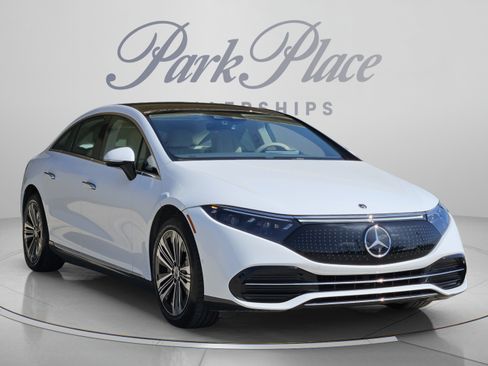 Used 2023 Mercedes-Benz EQS 450+ Sedan image 7