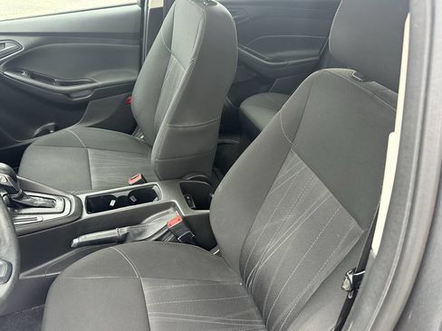 Used 2017 Ford Focus S image 11