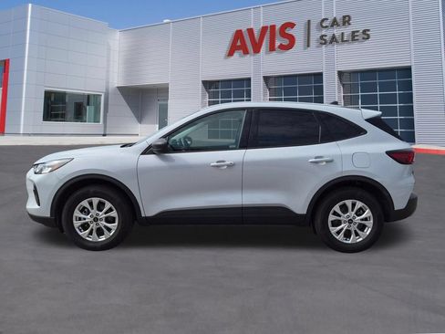Used 2025 Ford Escape Active AWD/4WD image 10