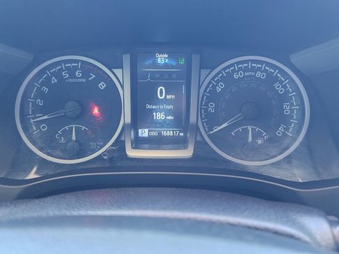 Used 2021 Toyota Tacoma SR5 RWD image 21
