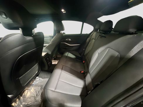 Used 2020 BMW 330i 330i w/ Driving Assistance Package image 18