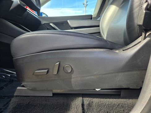 Used 2020 Tesla Model Y Long Range image 25