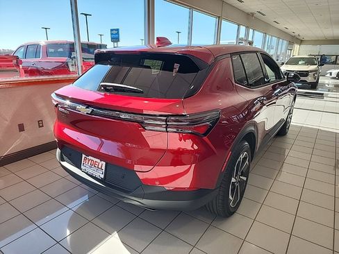 New 2026 Chevrolet Equinox EV LT w/ Comfort Package image 8