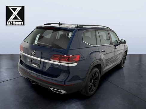 Used 2023 Volkswagen Atlas SE w/ Black Wheel Package AWD/4WD image 6