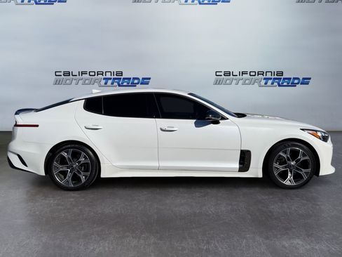 Used 2020 Kia Stinger GT-Line image 4
