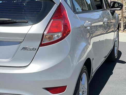 Used 2019 Ford Fiesta SE image 47