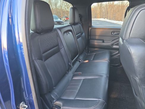 Used 2022 Nissan Frontier PRO-4X w/ Pro-4X Premium Package image 29