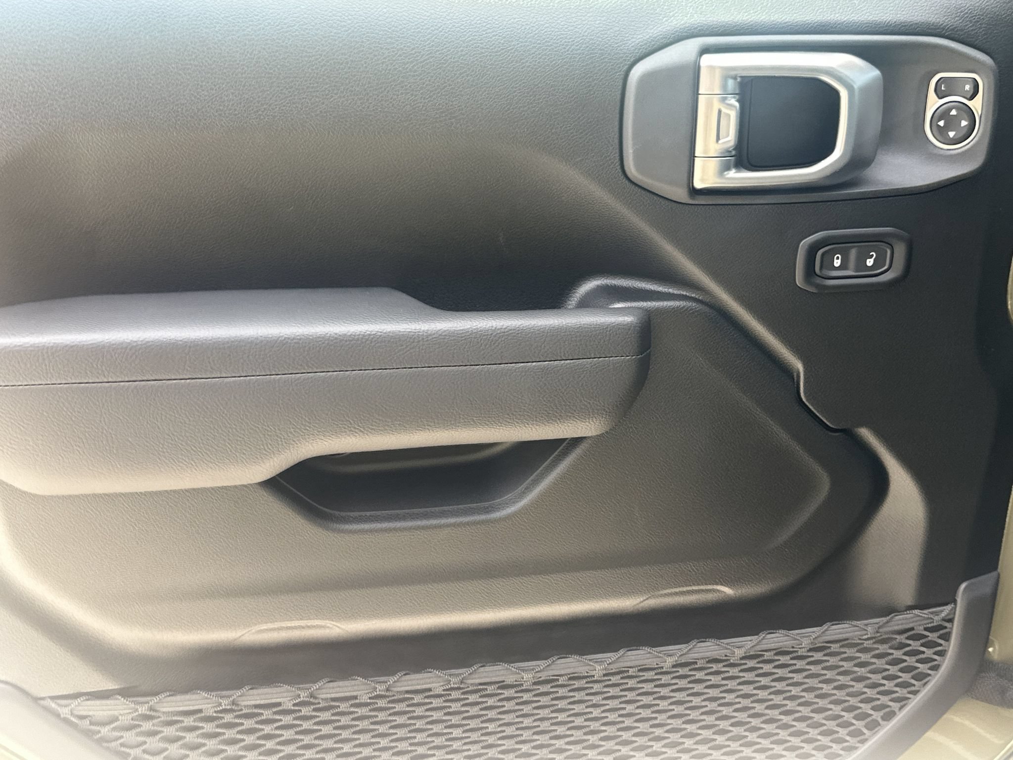 New 2027 Jeep Gladiator Mojave AWD/4WD image 10