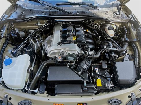 Used 2023 MAZDA MX-5 Miata Grand Touring image 28
